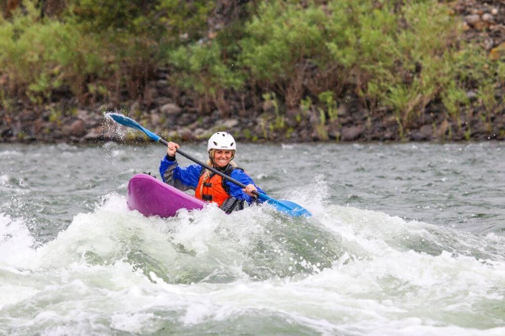 Outdoor Enthusiast'S Dream Cabin Hiking & Rafting Hot Springs Esterno foto