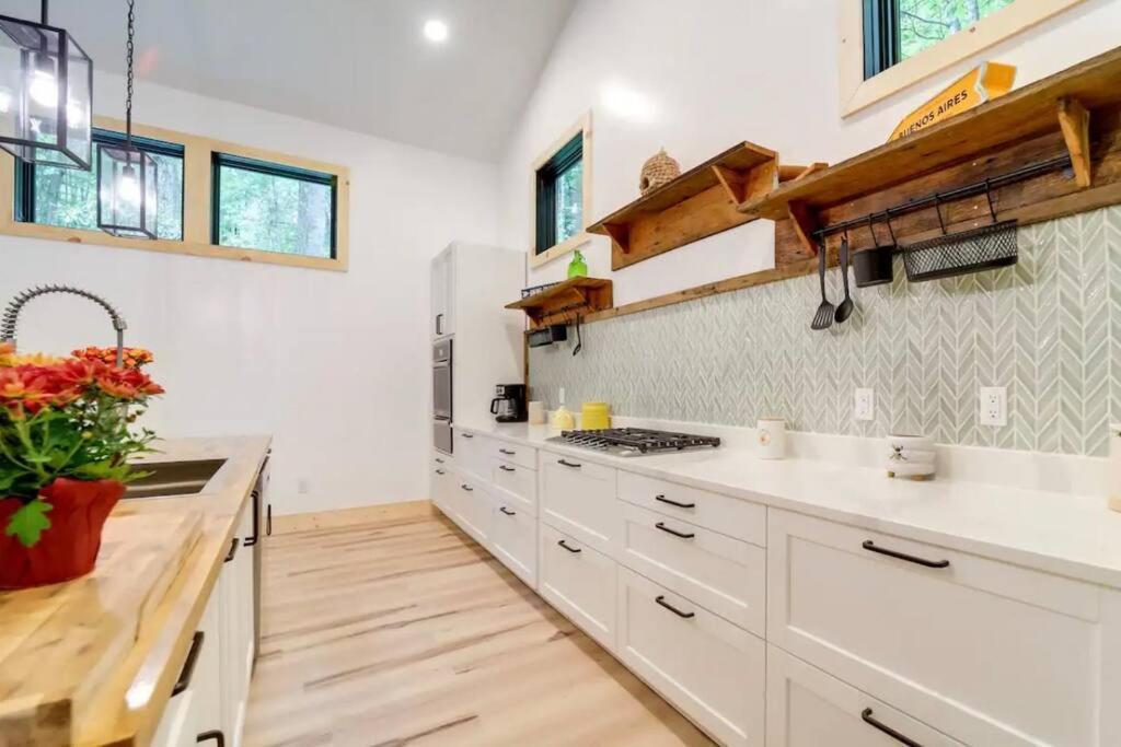 Outdoor Enthusiast'S Dream Cabin Hiking & Rafting Hot Springs Esterno foto